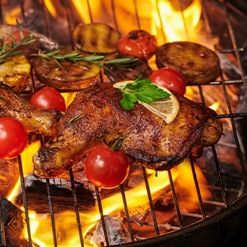 Grilling chicken with tomatoes