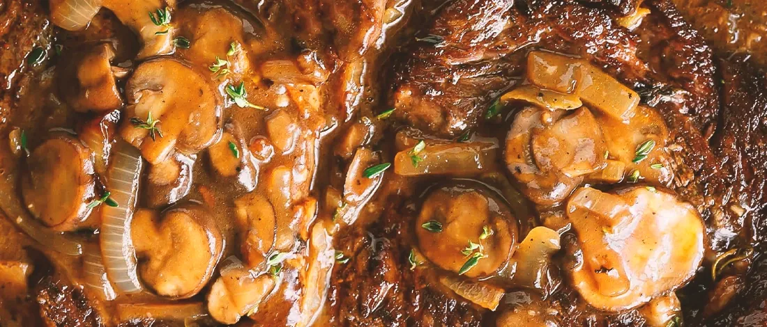 Close up shot of etouffee steak