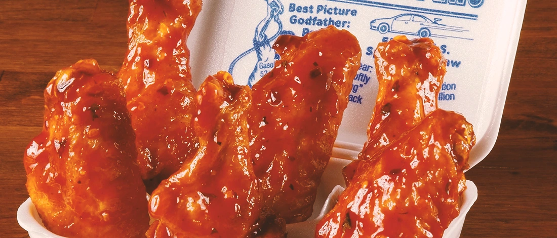 Quaker steak and lube wings in packaging