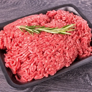 A raw ground chuck meat