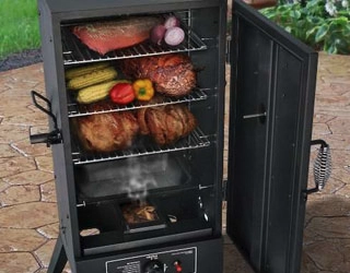 using a masterbuilt smoker