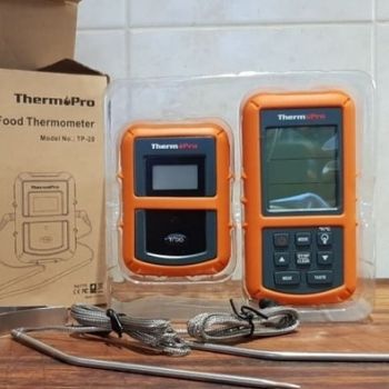 unboxing of ThermoPro TP20