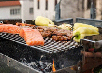 A charcoal grill with low fire