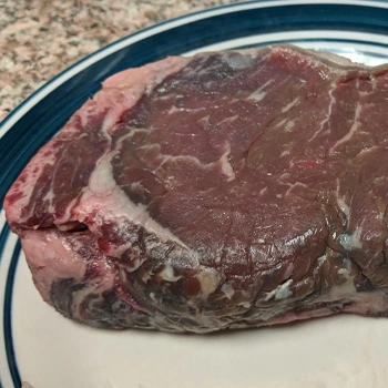 How to Tell If Steak Is Bad: 5 Telltale Signs – The Bearded Butchers