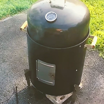 How to Use a Brinkmann Smoker? (4 Easy-to-Follow Steps)