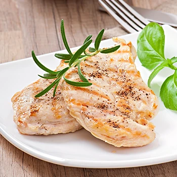 An image of grilled chicken rich in creatine