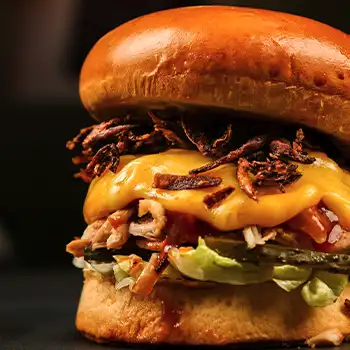 cropped image of medium-sized hamburger