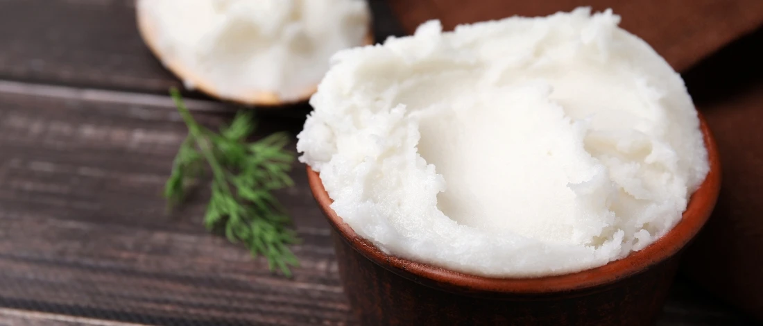 A cooled beef tallow in a bowl