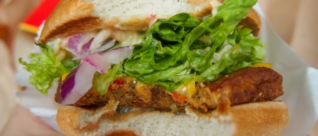 A healthy quarter pound burger