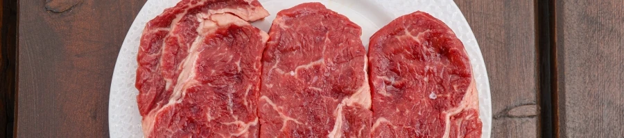 Defrosting the steak